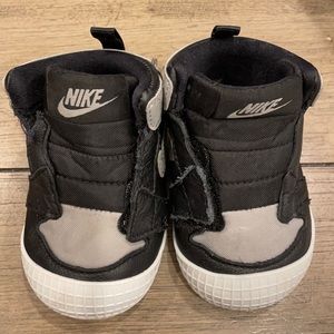 Nike crib shoes